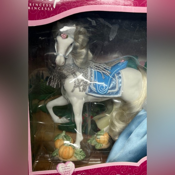 2003- Disney Princess Porcelain Royal Horse Collection 10" Doll Cinderella&Horse - Picture 6 of 7